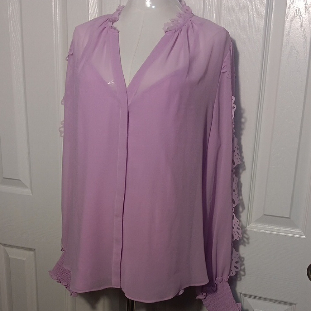 NWT! White House Black Market Lavender Romantic Lace Trim Blouse - Picture 2 of 15